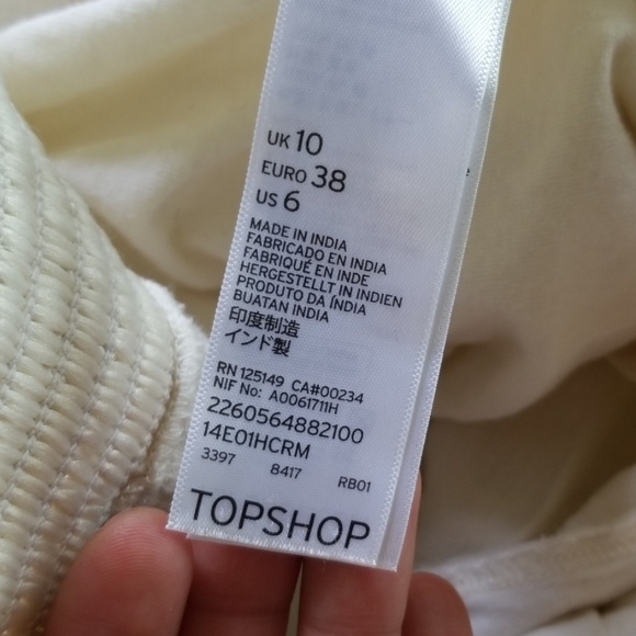 Topshop Crocheted Boho Gypsy Surfer Shorts - Picture 7 of 9